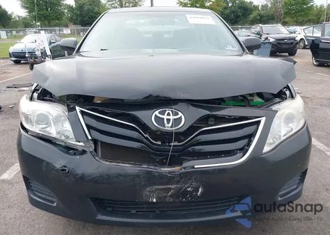 2011 Toyota Camry Le V6 z USA, uszkodzony, nr VIN 4T1BK3EK5BU131348